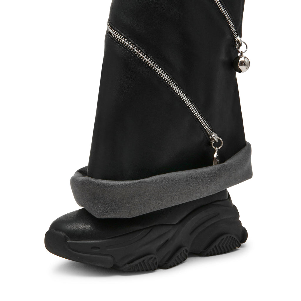 Prevale Boot BLACK